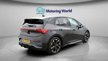 CUPRA Born V2