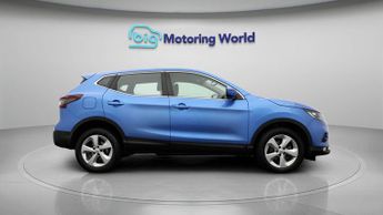 Nissan Qashqai DIG-T ACENTA PREMIUM DCT