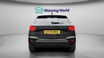 Audi Q2 TFSI S LINE BLACK EDITION