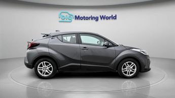 Toyota C-HR ICON