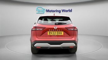 Nissan Qashqai DIG-T N-CONNECTA DCT