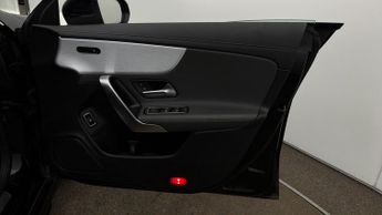 Mercedes-Benz CLA CLA 250 E AMG LINE PREMIUM