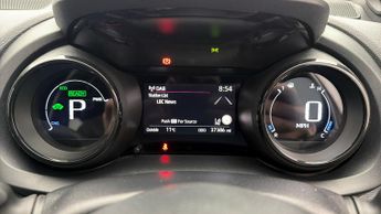 Toyota Yaris LAUNCH EDITION