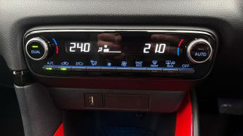 Toyota Yaris LAUNCH EDITION