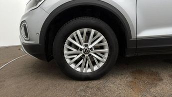 Volkswagen T-Roc LIFE TSI DSG