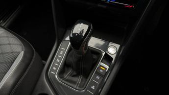 Volkswagen Tiguan R-LINE TSI DSG