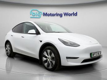 Tesla Model Y LONG RANGE AWD