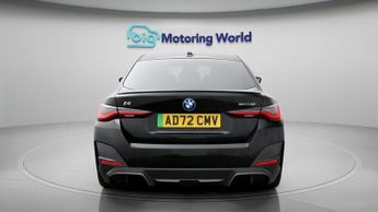 BMW i4 EDRIVE40 M SPORT