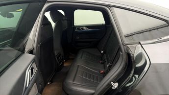 BMW i4 EDRIVE40 M SPORT