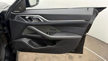BMW i4 EDRIVE40 M SPORT