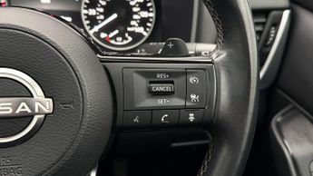 Nissan Qashqai DIG-T ACENTA PREMIUM DCT