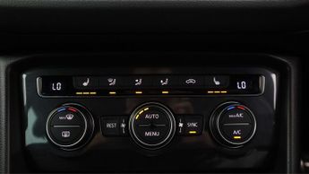 Volkswagen Tiguan R-LINE TECH TDI DSG