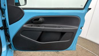 Volkswagen e-up! E-UP