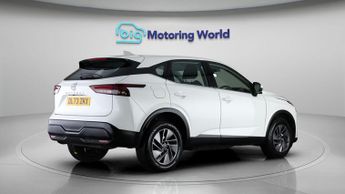 Nissan Qashqai DIG-T ACENTA PREMIUM DCT