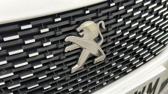 Peugeot E-2008 ACTIVE PREMIUM PLUS