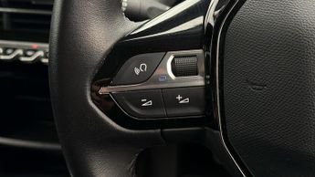 Peugeot E-2008 ACTIVE PREMIUM PLUS