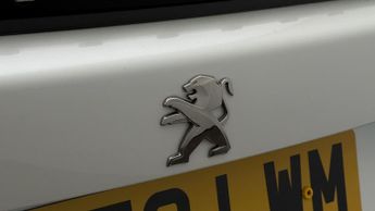 Peugeot E-2008 ACTIVE PREMIUM PLUS