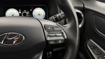 Hyundai KONA PREMIUM