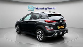 Hyundai KONA PREMIUM