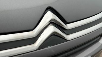 Citroen C4 X PURETECH SHINE S/S EAT8
