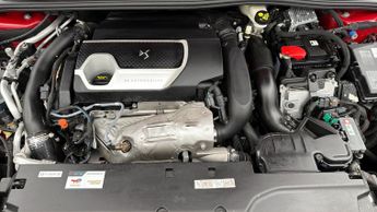 DS AUTOMOBILES DS 4 E-TENSE PERFORMANCE LINE