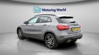 Mercedes-Benz GLA GLA 180 URBAN EDITION