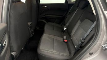 Renault Captur EVOLUTION E-TECH