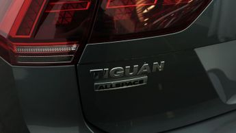 Volkswagen Tiguan Allspace R-LINE TECH TSI EVO DSG