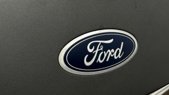 Ford Kuga TITANIUM FIRST EDITION