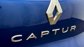 Renault Captur EVOLUTION E-TECH