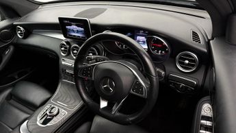 Mercedes-Benz GLC GLC 220 D 4MATIC AMG LINE