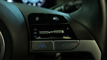 Hyundai TUCSON T-GDI SE CONNECT DCT