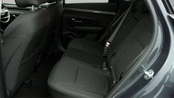 Hyundai TUCSON T-GDI SE CONNECT DCT
