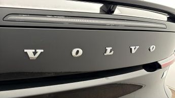 Volvo C40 RECHARGE CORE