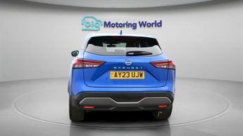 Nissan Qashqai DIG-T N-CONNECTA DCT