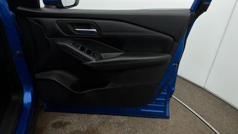 Nissan Qashqai DIG-T N-CONNECTA DCT