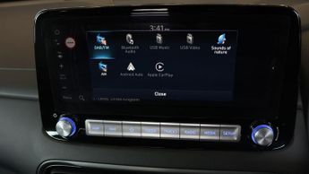 Hyundai KONA PREMIUM