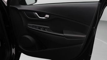 Hyundai KONA PREMIUM