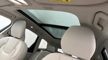 Volvo XC60 B5 ULTIMATE AWD