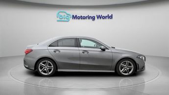 Mercedes-Benz A Class A 220 4MATIC AMG LINE