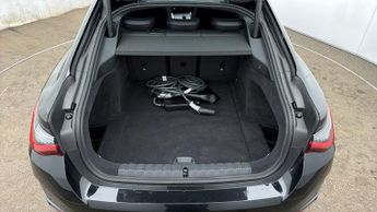 BMW i4 EDRIVE40 M SPORT