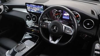 Mercedes-Benz GLC GLC 300 4MATIC AMG LINE