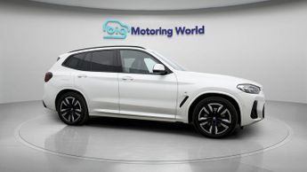 BMW iX3 M SPORT