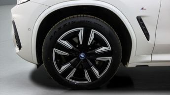 BMW iX3 M SPORT