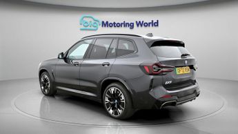 BMW iX3 M SPORT PRO