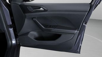 Volkswagen T-Cross LIFE TSI DSG