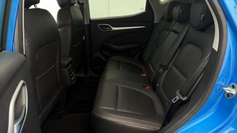 MG MG ZS TROPHY CONNECT