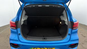 MG MG ZS TROPHY CONNECT