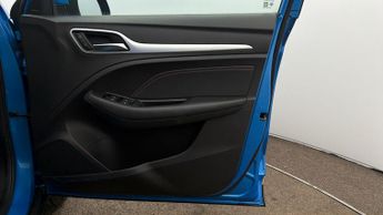 MG MG ZS TROPHY CONNECT