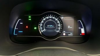 Hyundai KONA PREMIUM SE